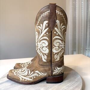 Circle G Brown and Cream Heeled Boots